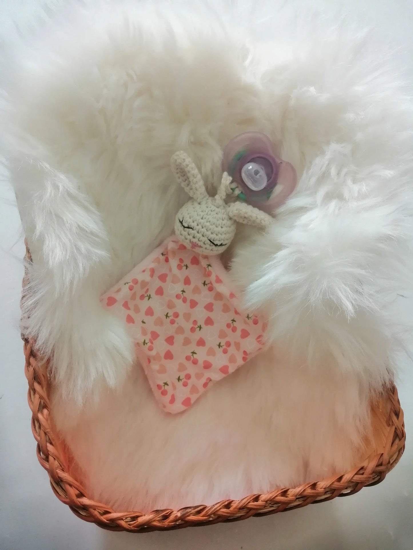 Attache tétine mini doudou lapin chtitdoudou