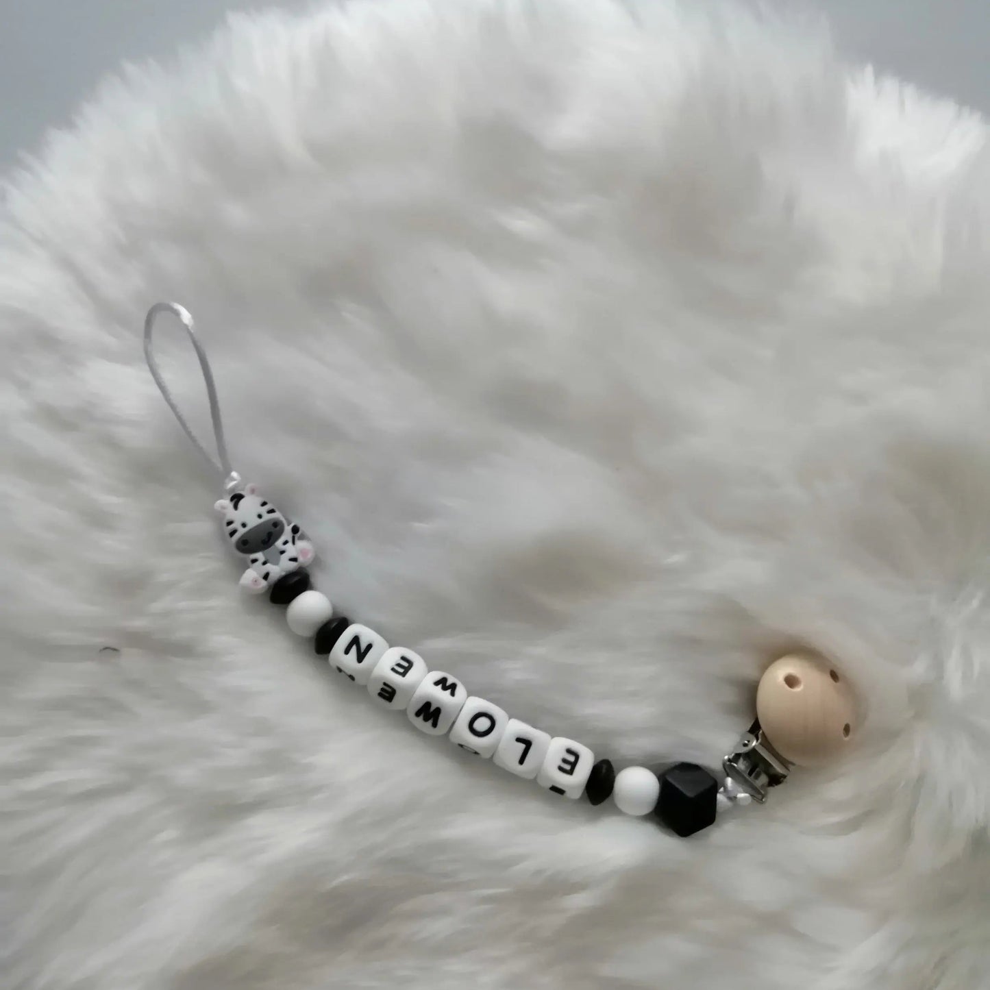 Attache tétine personnalisée silicone: zèbre chtitdoudou