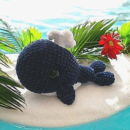 baleine au crochet bleu