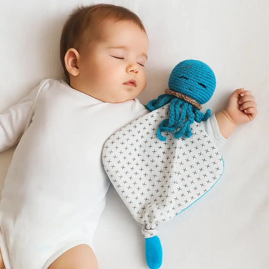 Doudou pieuvre au crochet fait main avec prénom personnalisé

