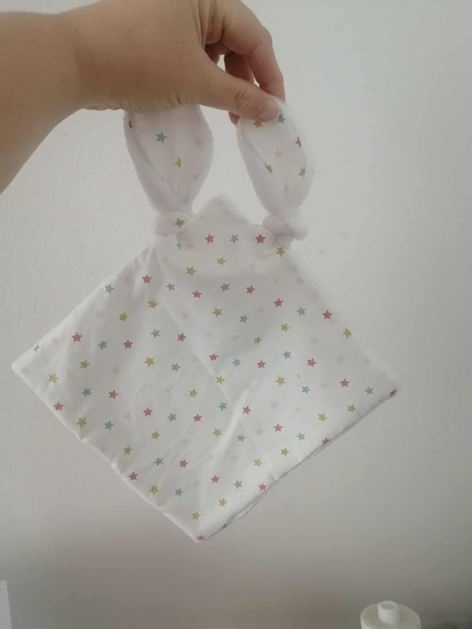 Doudou Lapin Noué Oeko-Tex – Fait main avec amour | Chtitdoudou chtitdoudou