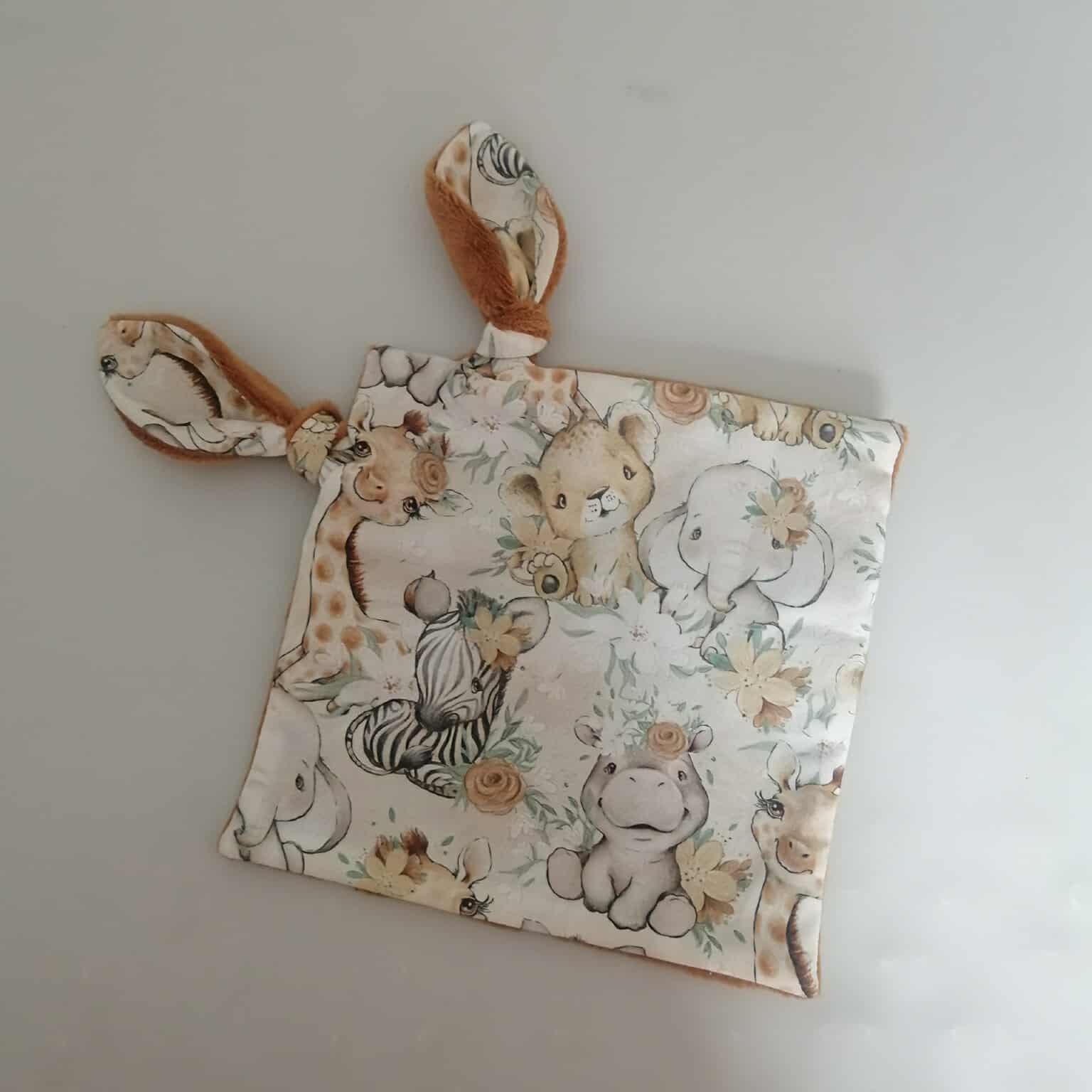 Doudou Lapin Noué Oeko-Tex – Fait main avec amour | Chtitdoudou chtitdoudou